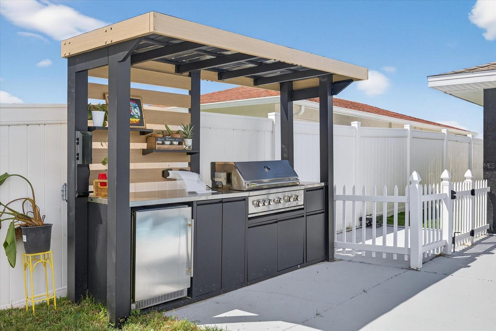 FLOR A MAR - Residential