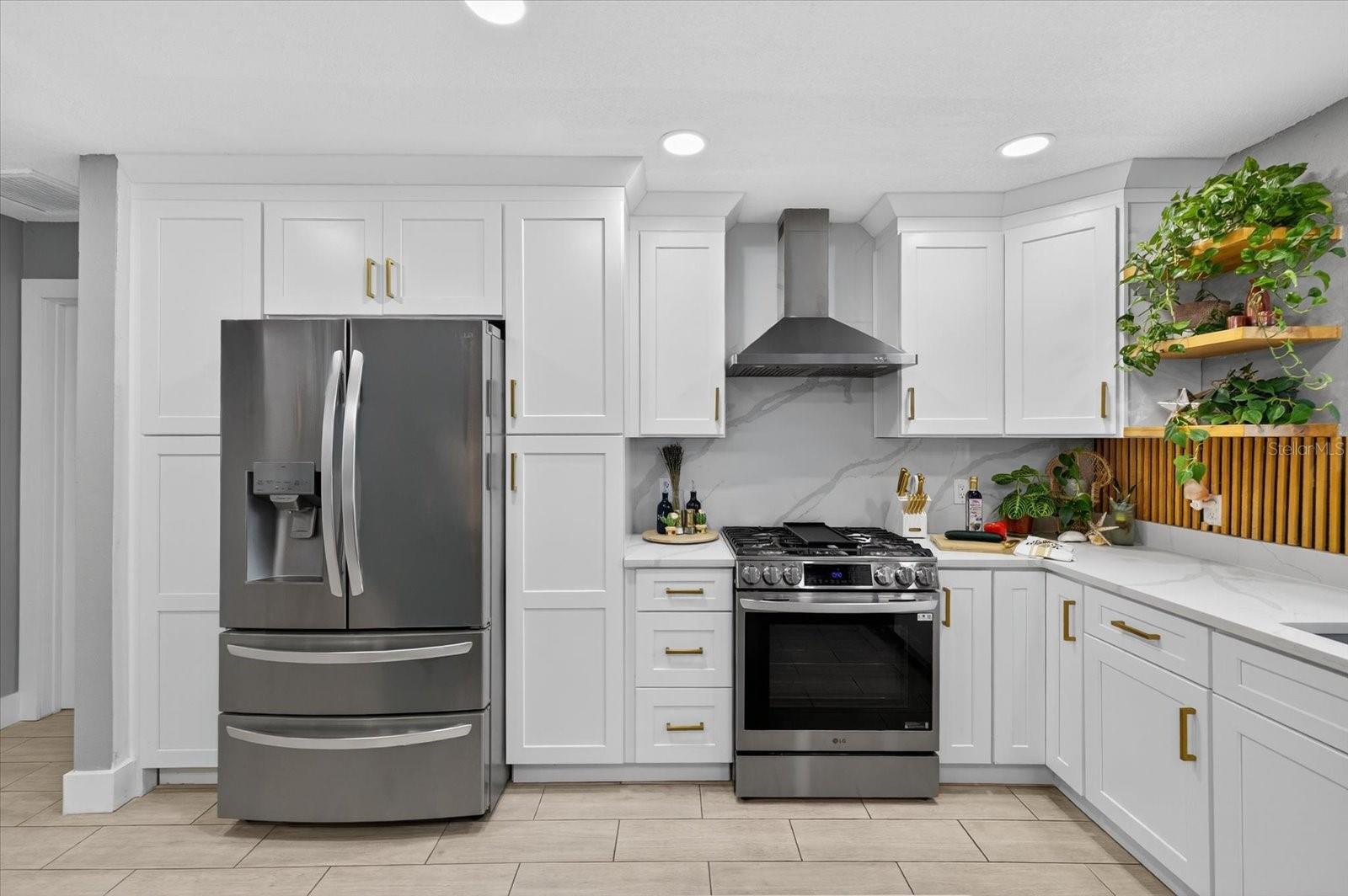 FLOR A MAR - Residential