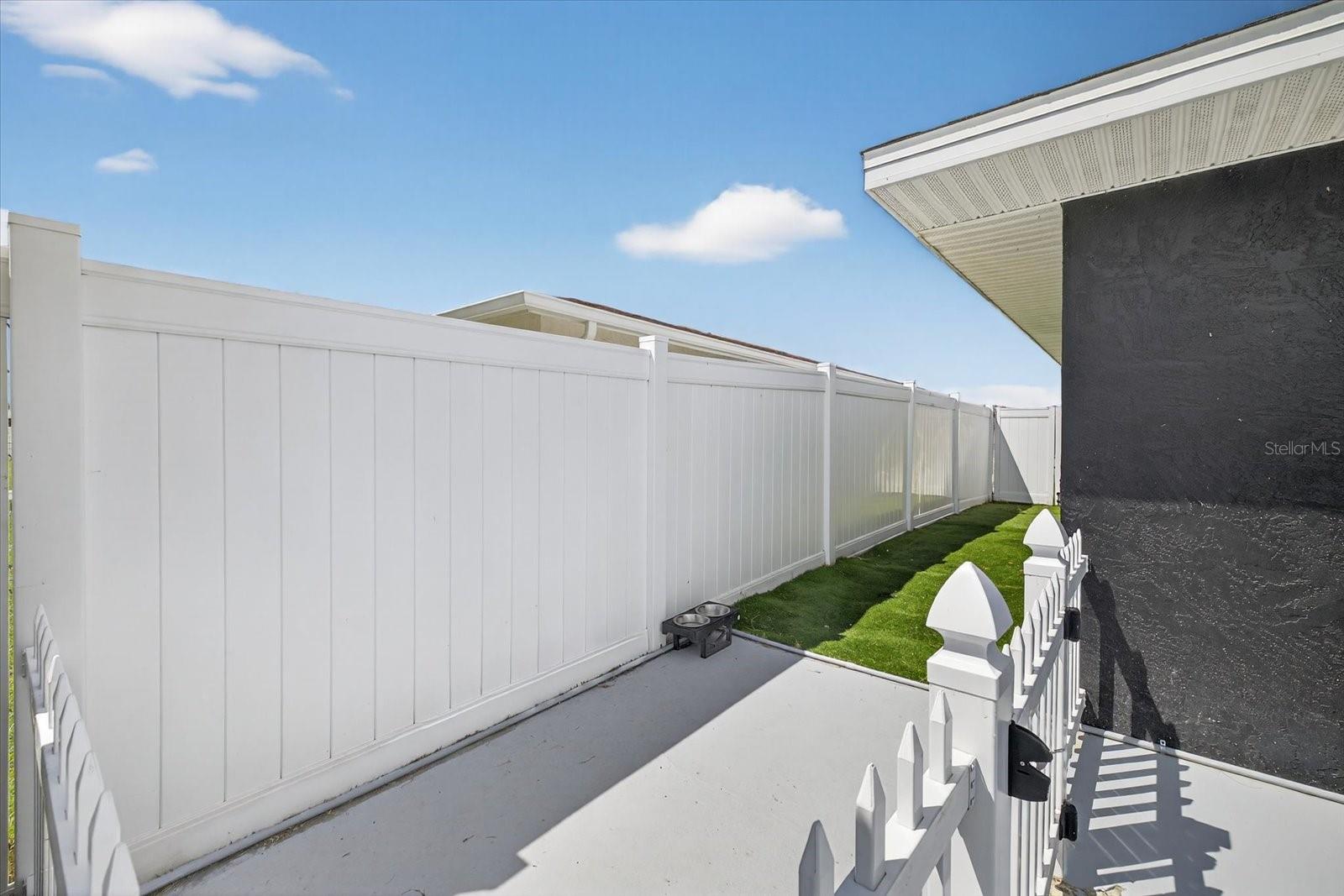 FLOR A MAR - Residential