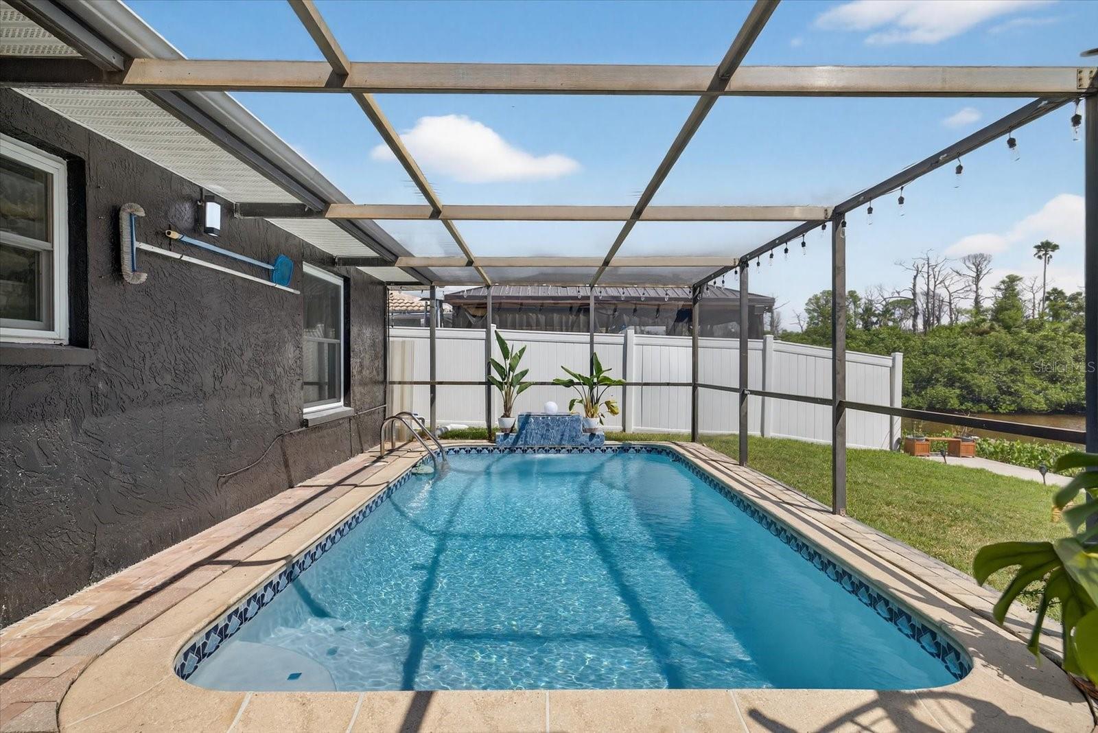 FLOR A MAR - Residential