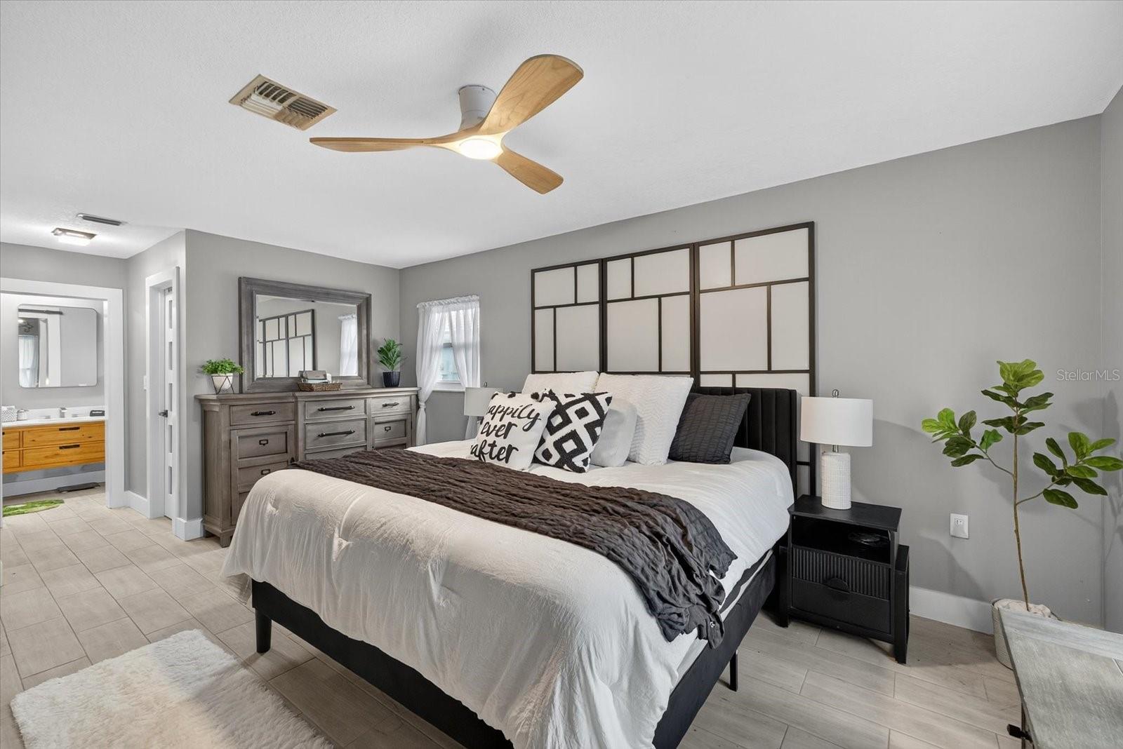 FLOR A MAR - Residential