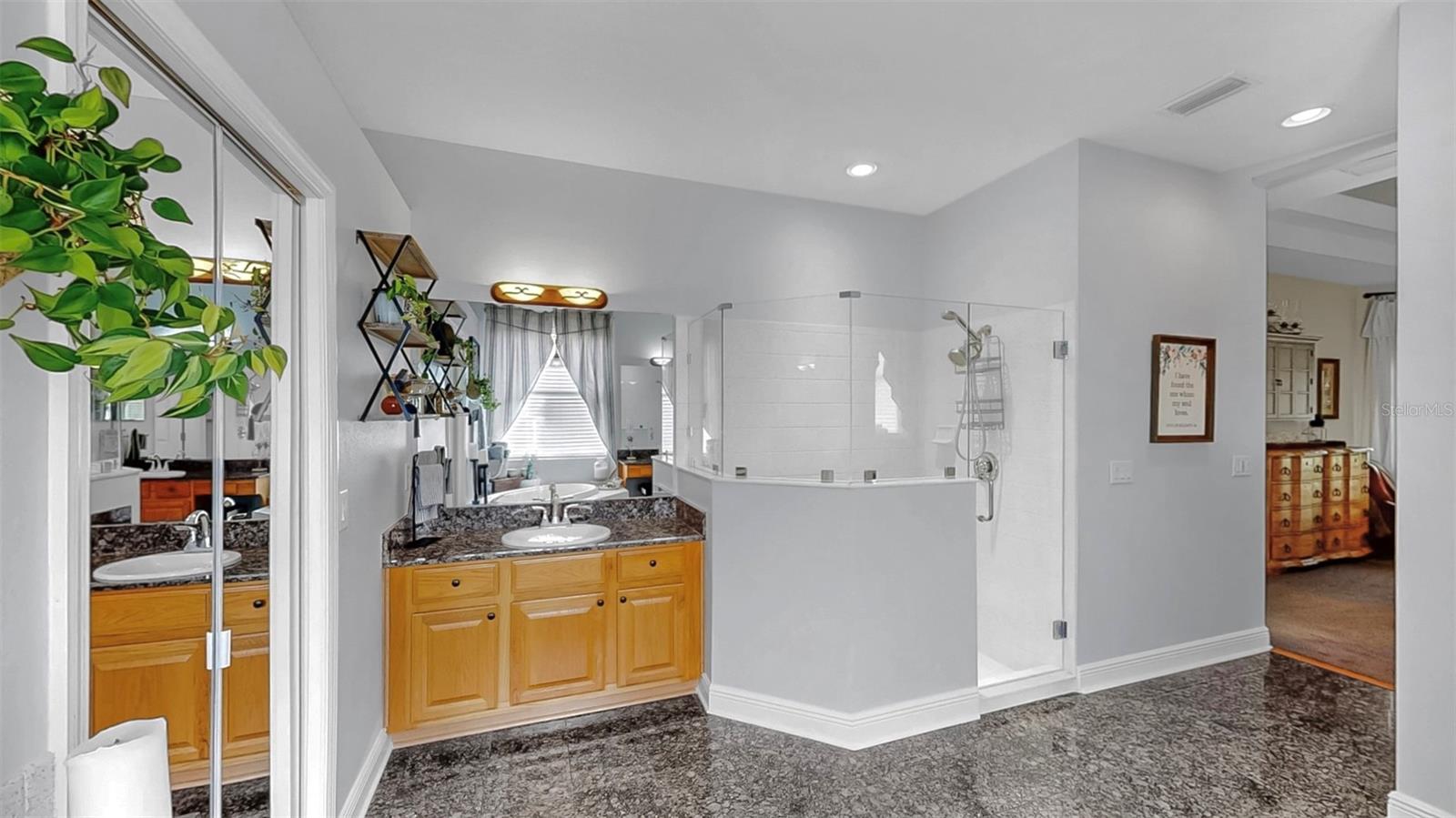 RIVER HILLS COUNTRY CLUB PARCE - Residential