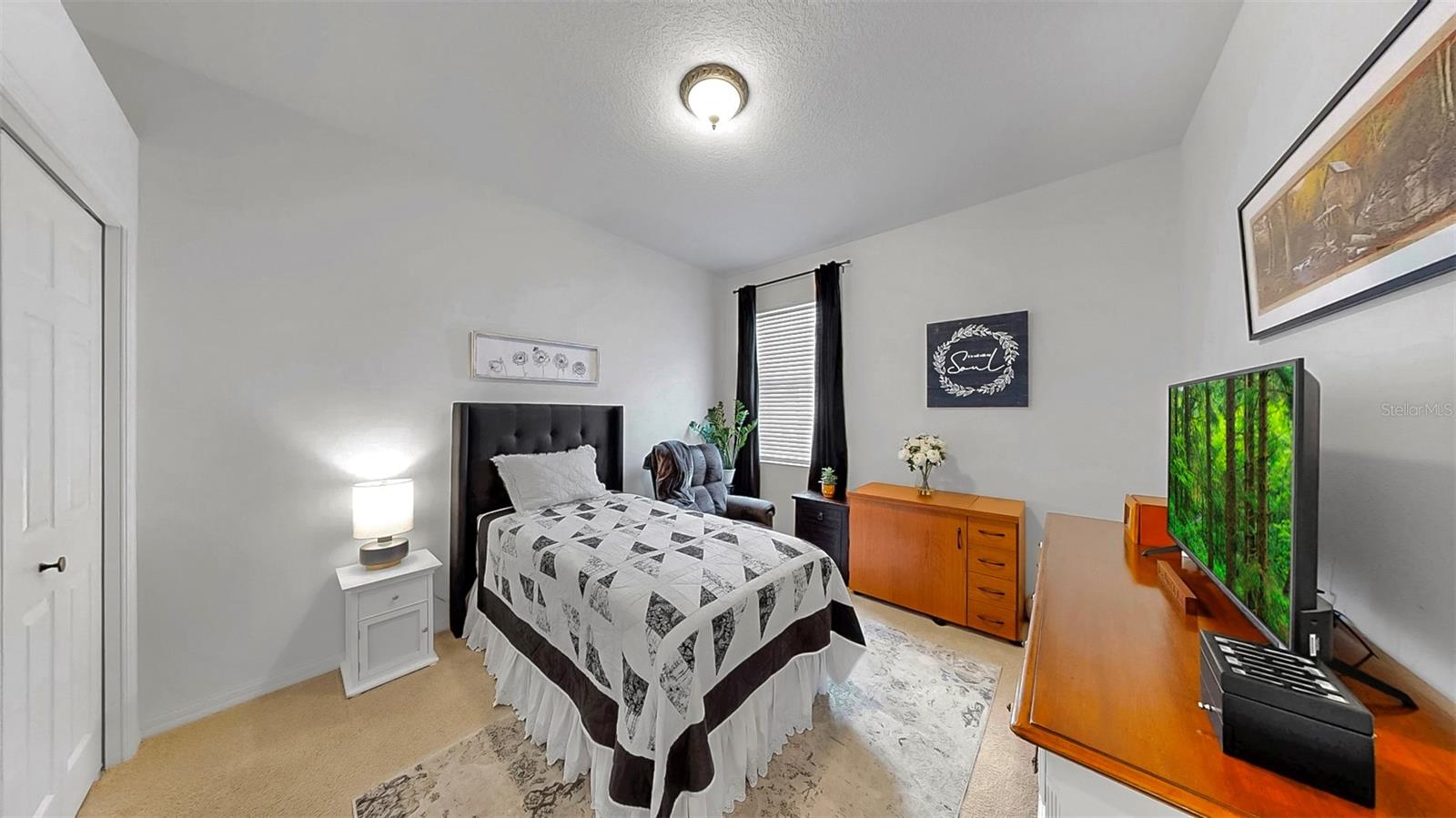 RIVER HILLS COUNTRY CLUB PARCE - Residential