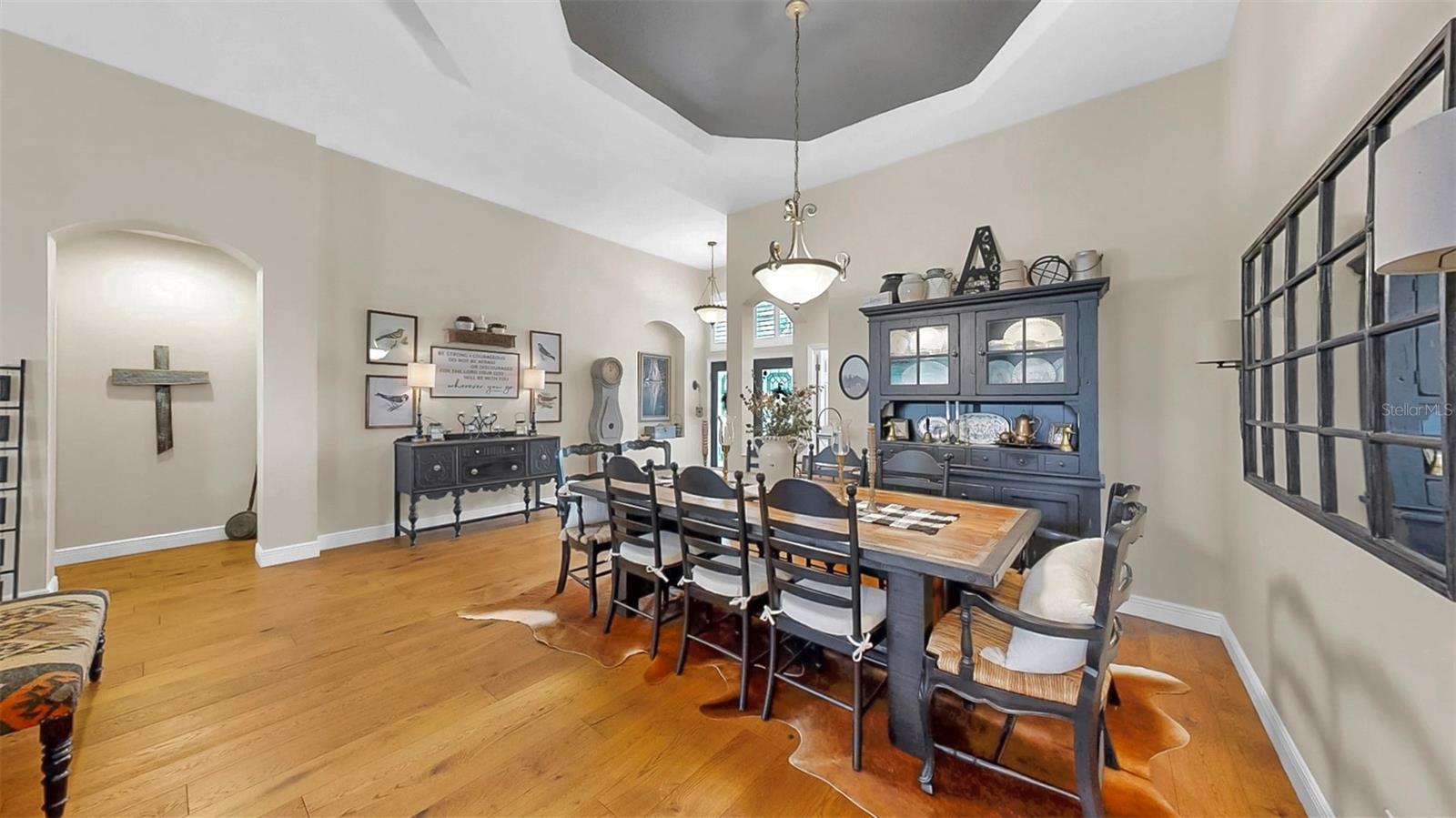 RIVER HILLS COUNTRY CLUB PARCE - Residential