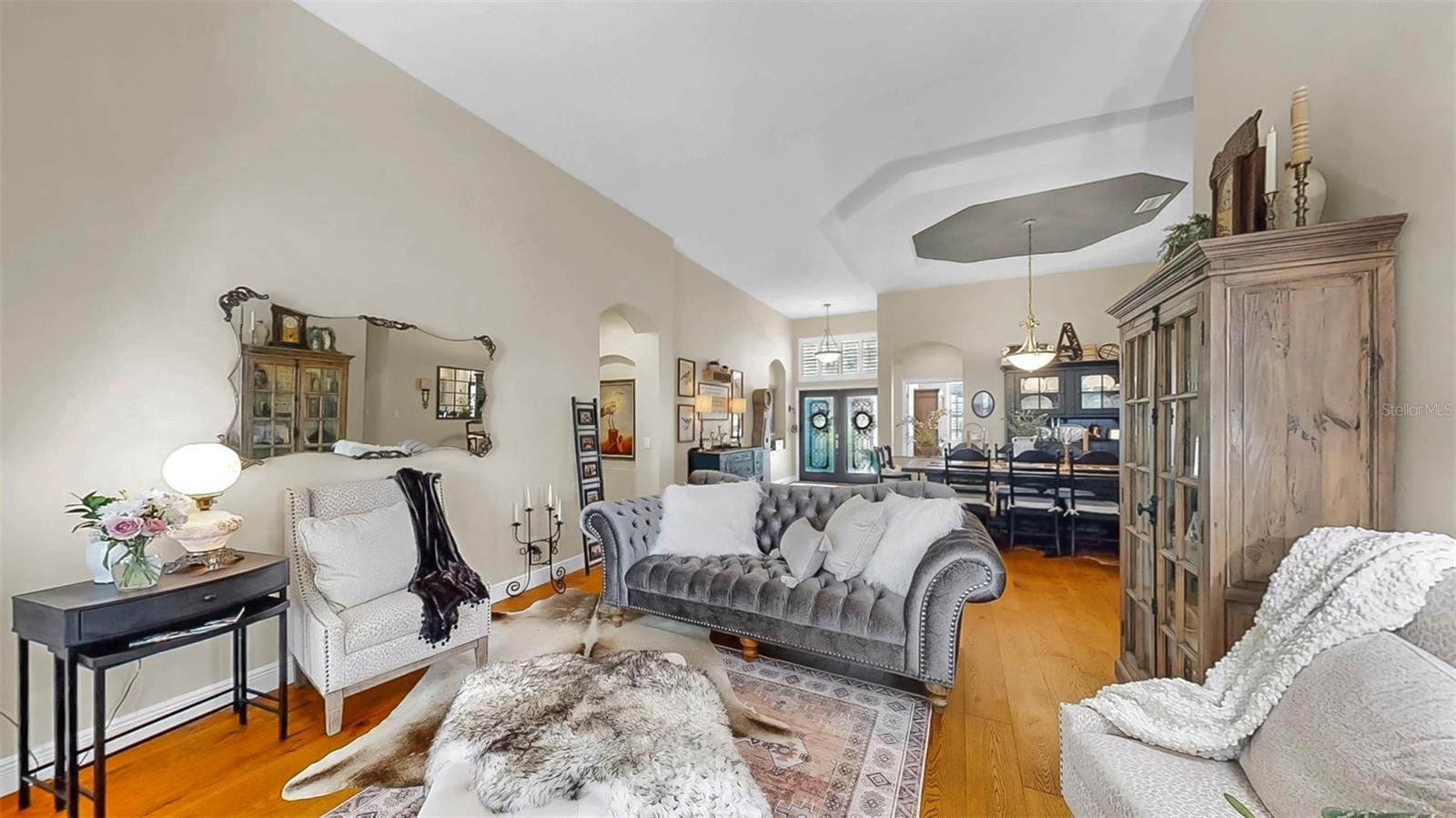 RIVER HILLS COUNTRY CLUB PARCE - Residential