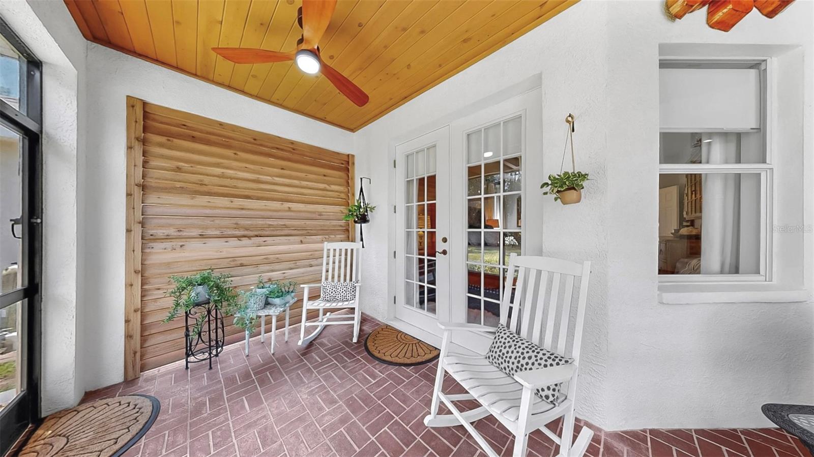 RIVER HILLS COUNTRY CLUB PARCE - Residential