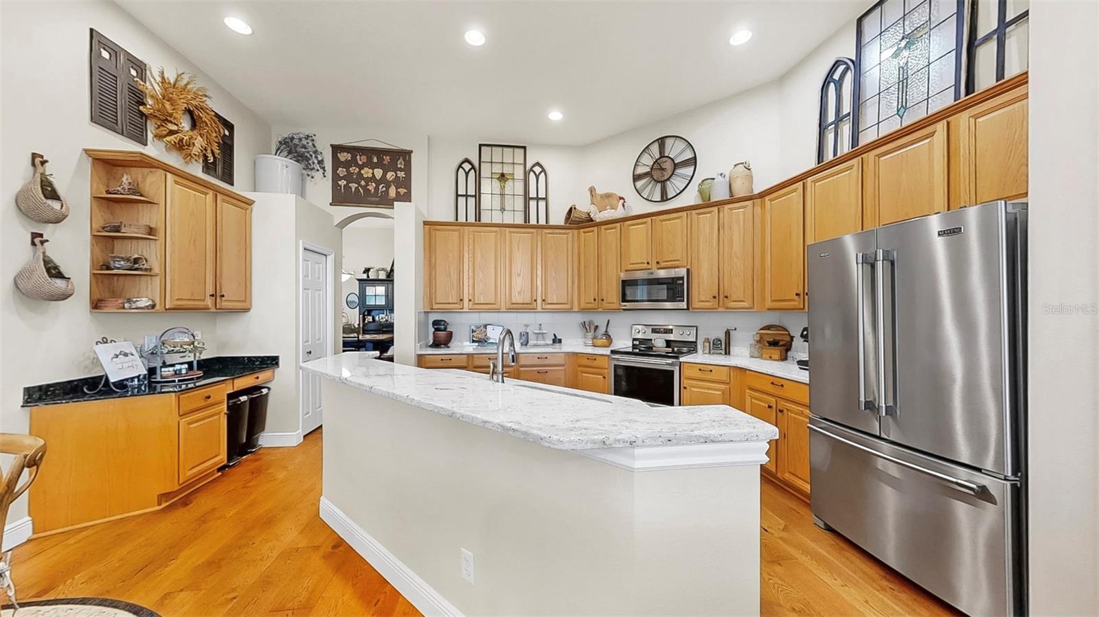 RIVER HILLS COUNTRY CLUB PARCE - Residential