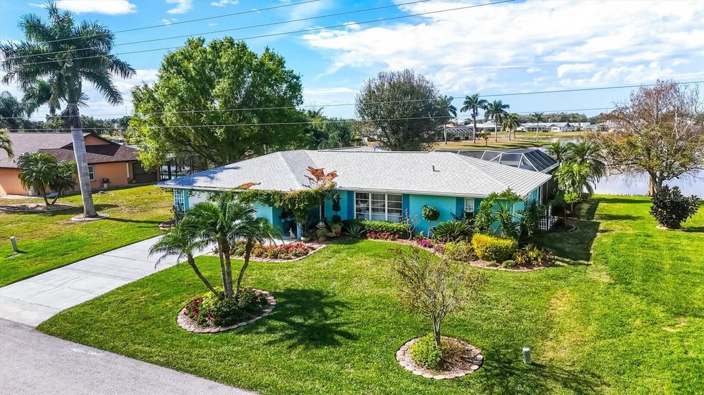 Photo of 12577 SW Kings Row, Lake Suzy, FL 34269 (MLS # D6145887)