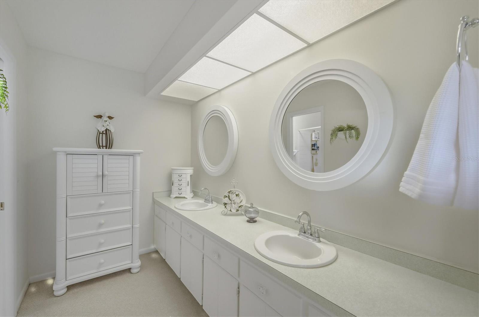 LAKE SUZY ESTATES - Residential