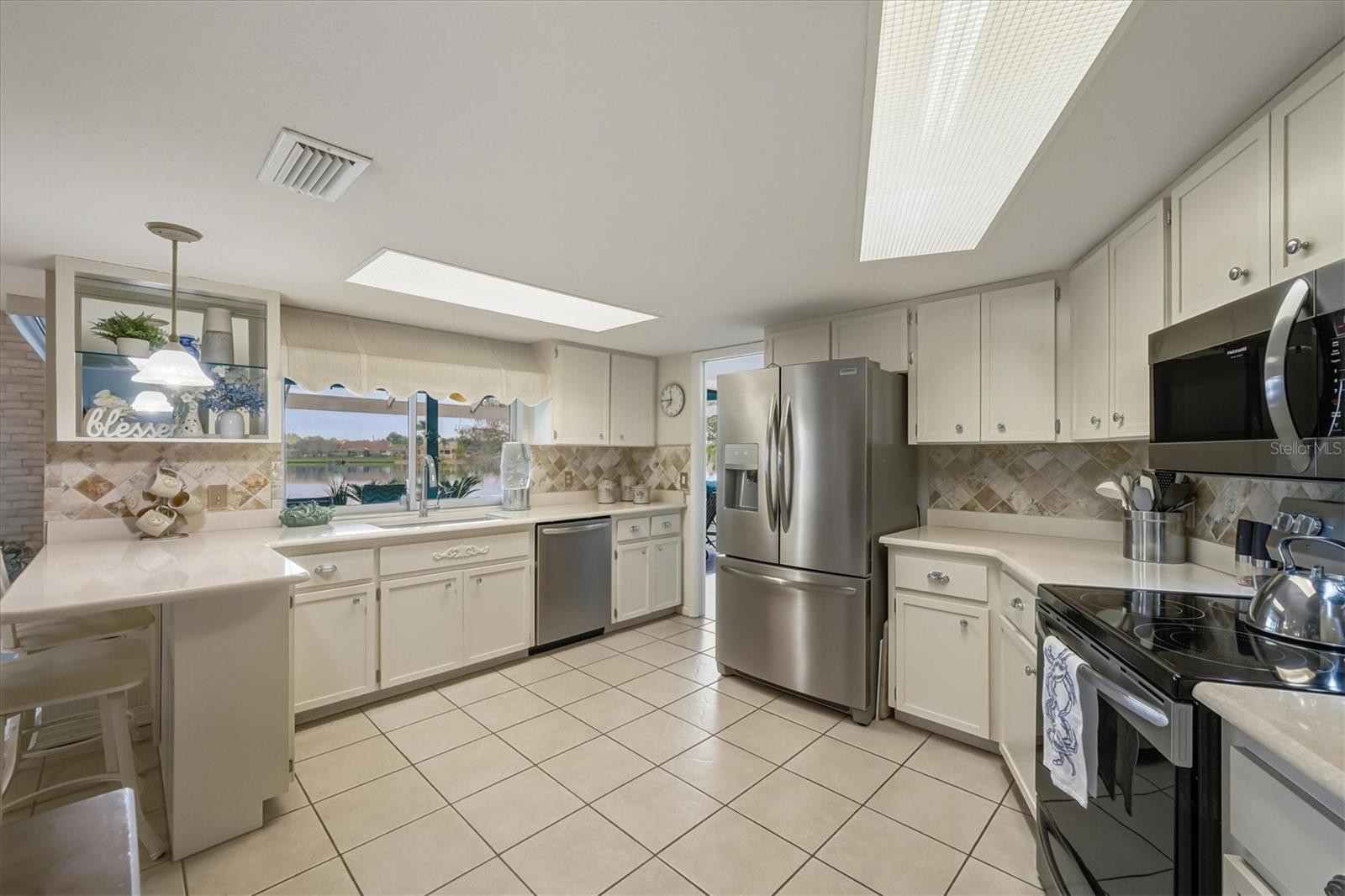 LAKE SUZY ESTATES - Residential