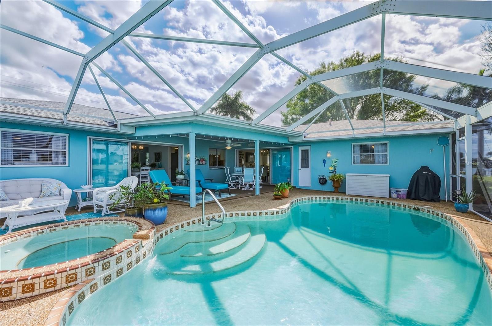 LAKE SUZY ESTATES - Residential