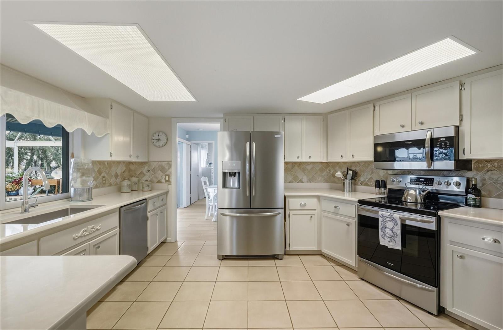 LAKE SUZY ESTATES - Residential