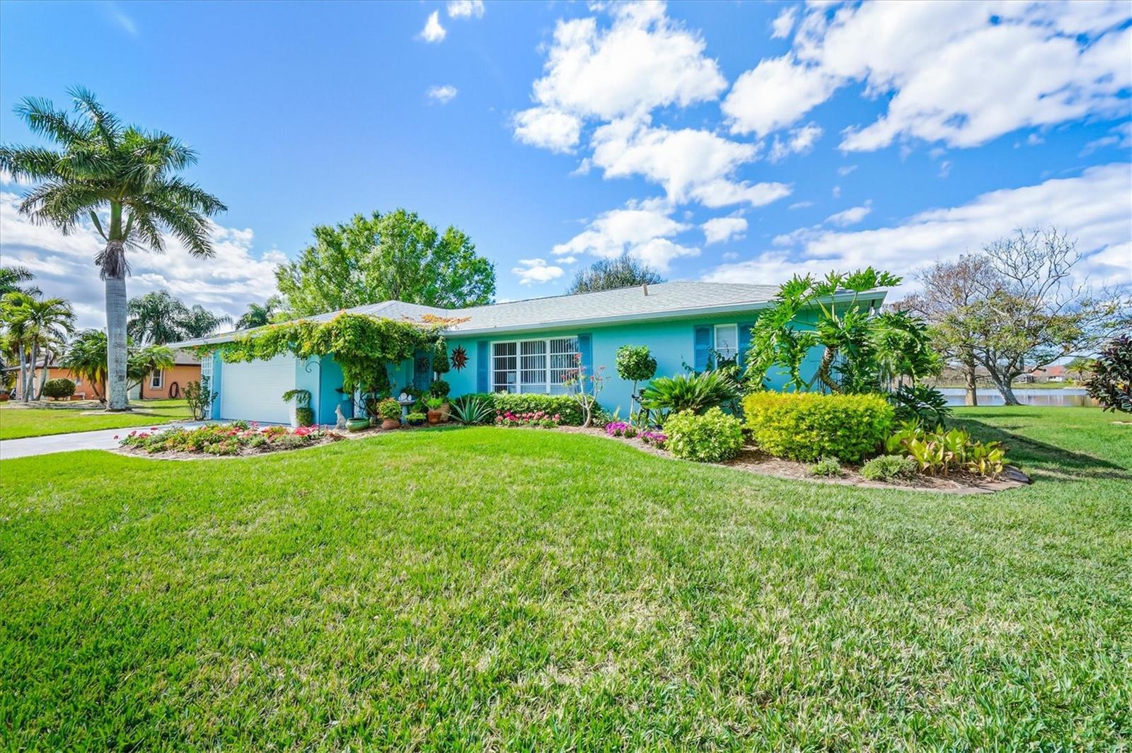 LAKE SUZY ESTATES - Residential