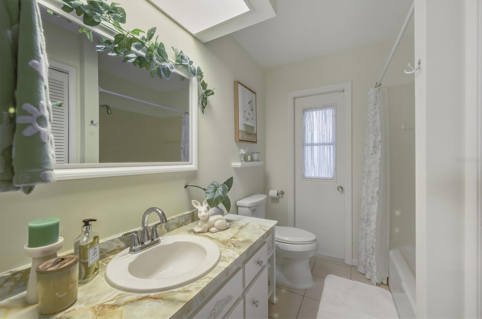 LAKE SUZY ESTATES - Residential