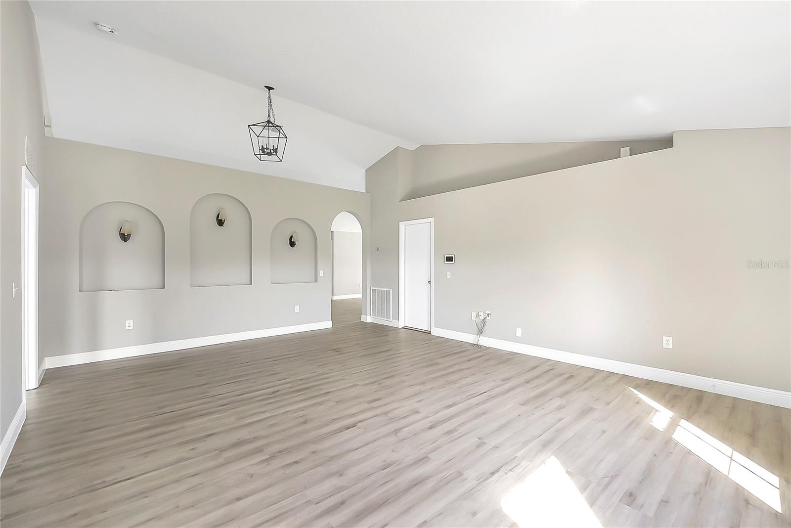 1305 BRENWAY DRIVE