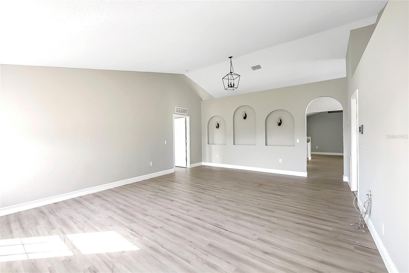 1305 BRENWAY DRIVE