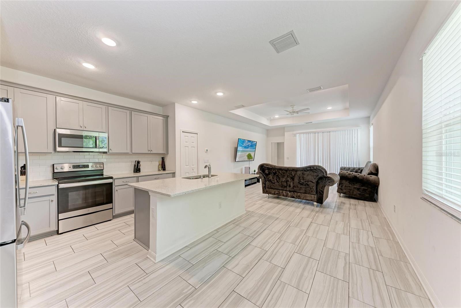 8721 FIREFLY PLACE