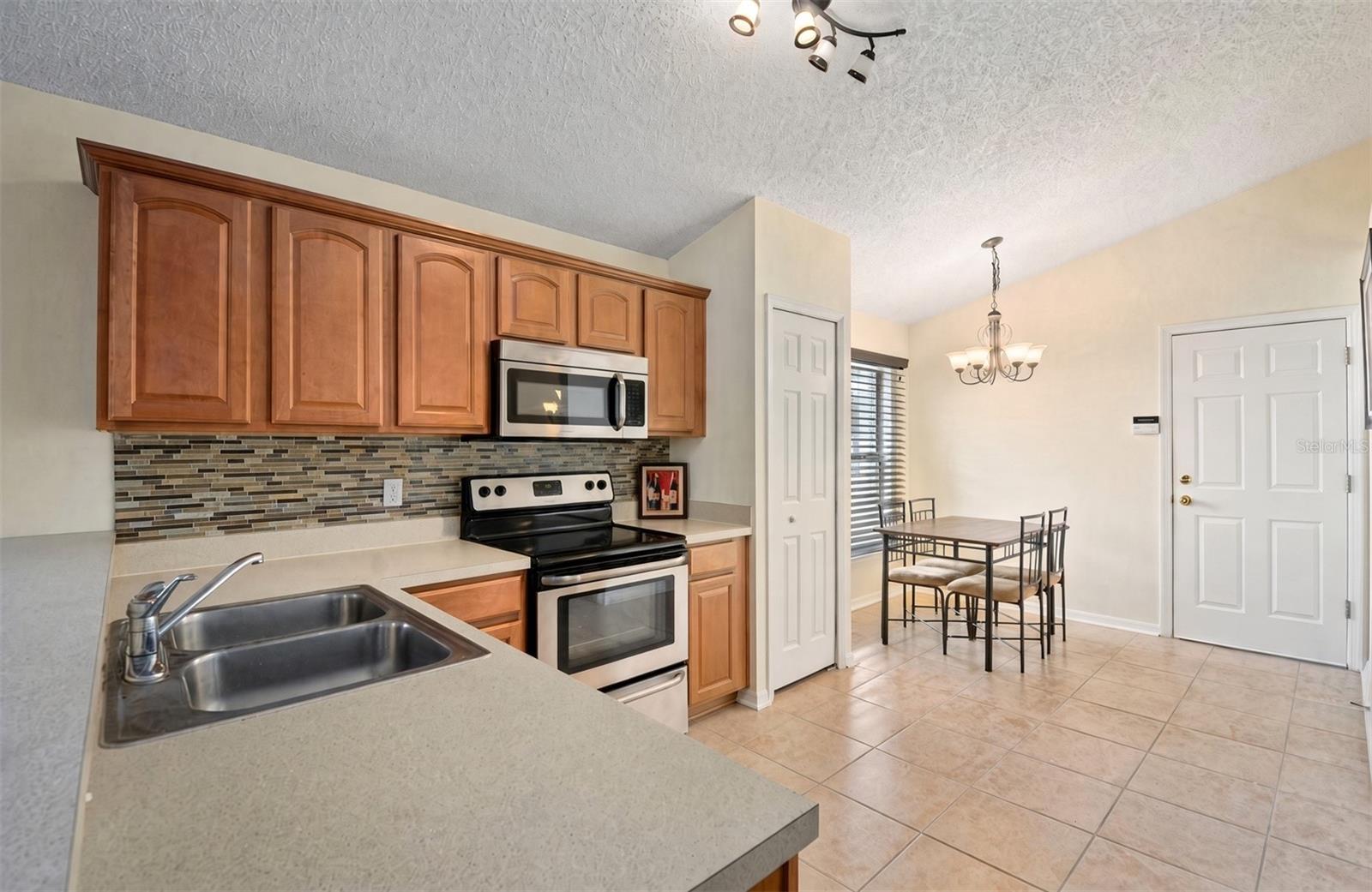 4808 NORTHERN DANCER WAY