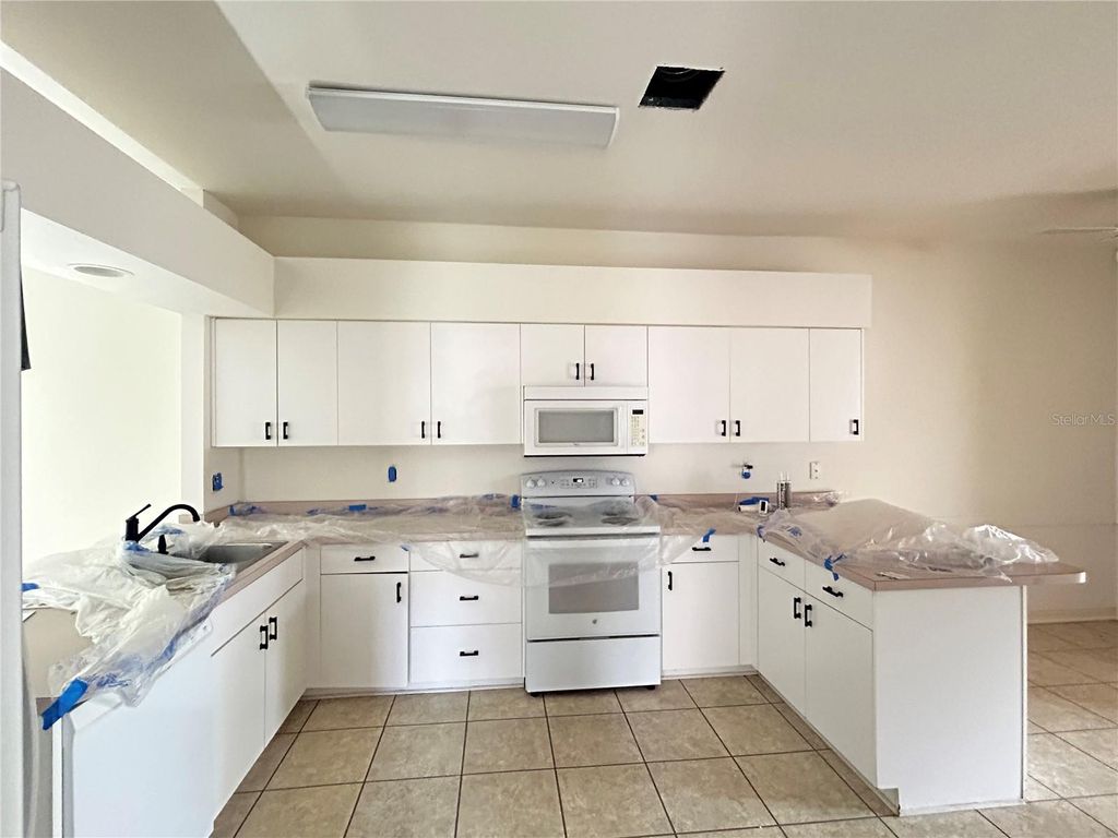 Photo of 29 Enclave Drive, Winter Haven, FL 33884 (MLS # L4959890)