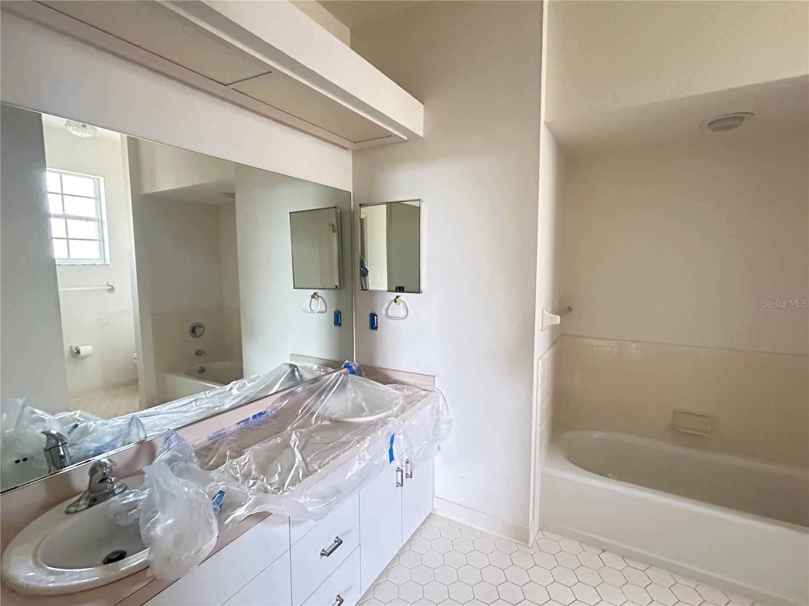 CYPRESSWOOD ENCLAVE PH 01 - Residential