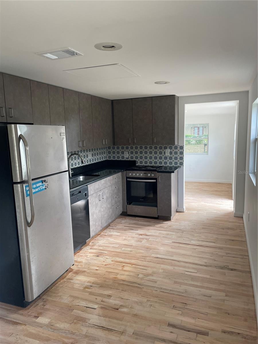 CONWAY PARK - Residential Lease