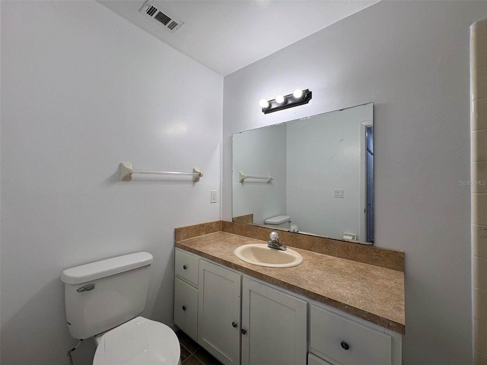 FOXHALL CONDO PH 1-3 - Residential Lease