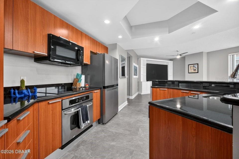 MARINA GRANDE/HALIFAX 01 - Residential