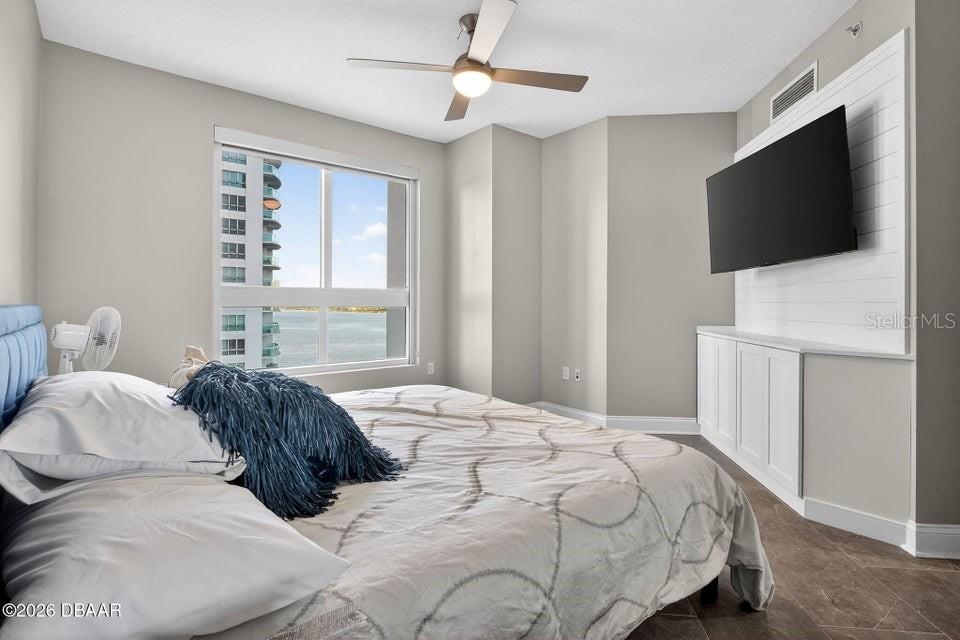 MARINA GRANDE/HALIFAX 01 - Residential