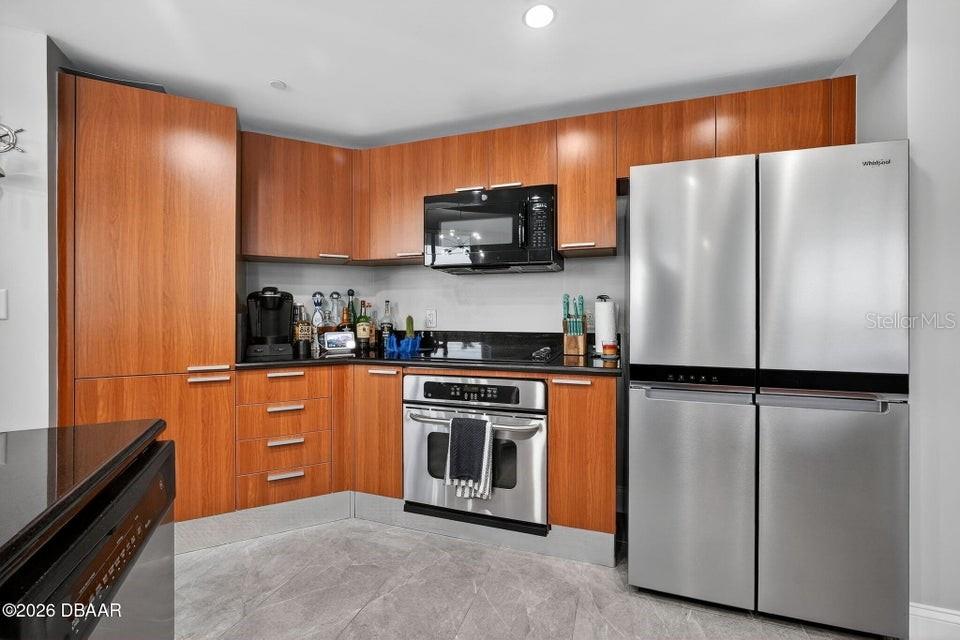 MARINA GRANDE/HALIFAX 01 - Residential