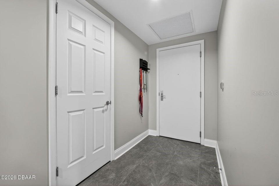 MARINA GRANDE/HALIFAX 01 - Residential