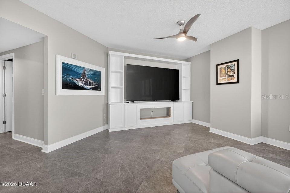 MARINA GRANDE/HALIFAX 01 - Residential