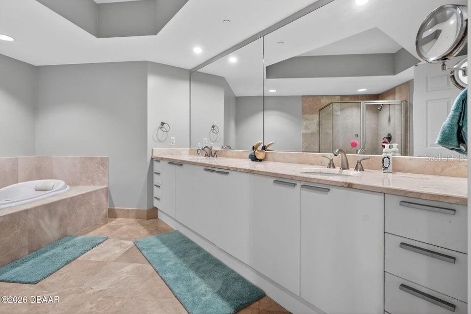 MARINA GRANDE/HALIFAX 01 - Residential