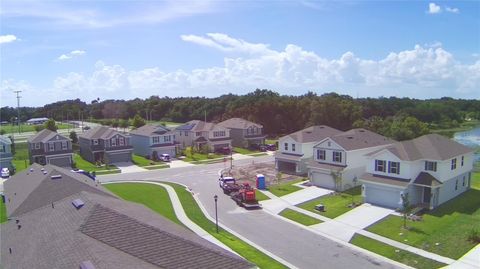 A home in WINTER HAVEN