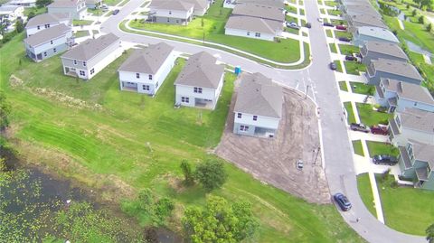 A home in WINTER HAVEN