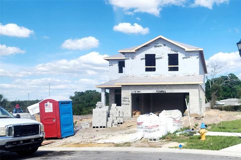 A home in WINTER HAVEN