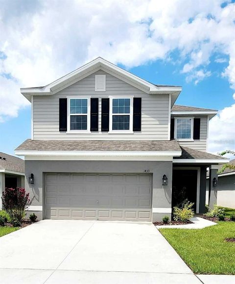 A home in WINTER HAVEN