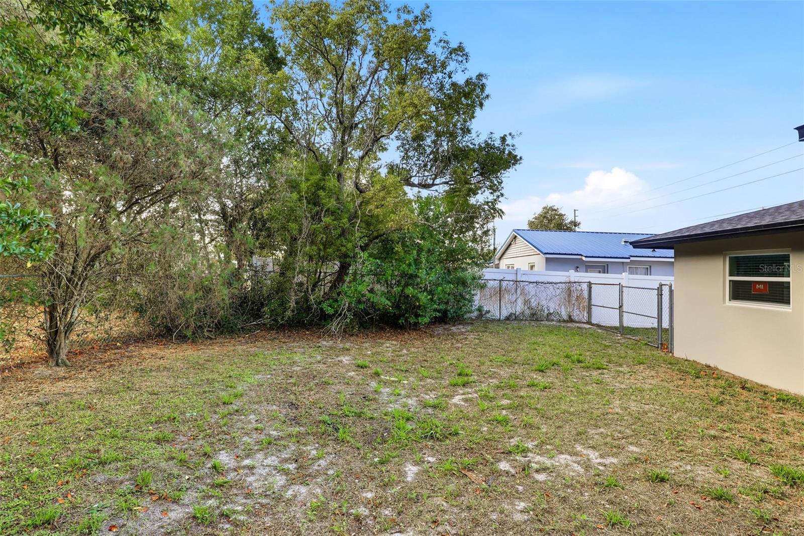 DELTONA LAKES UN 72 - Residential