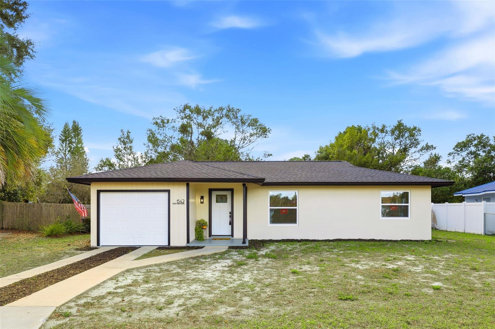 DELTONA LAKES UN 72 - Residential