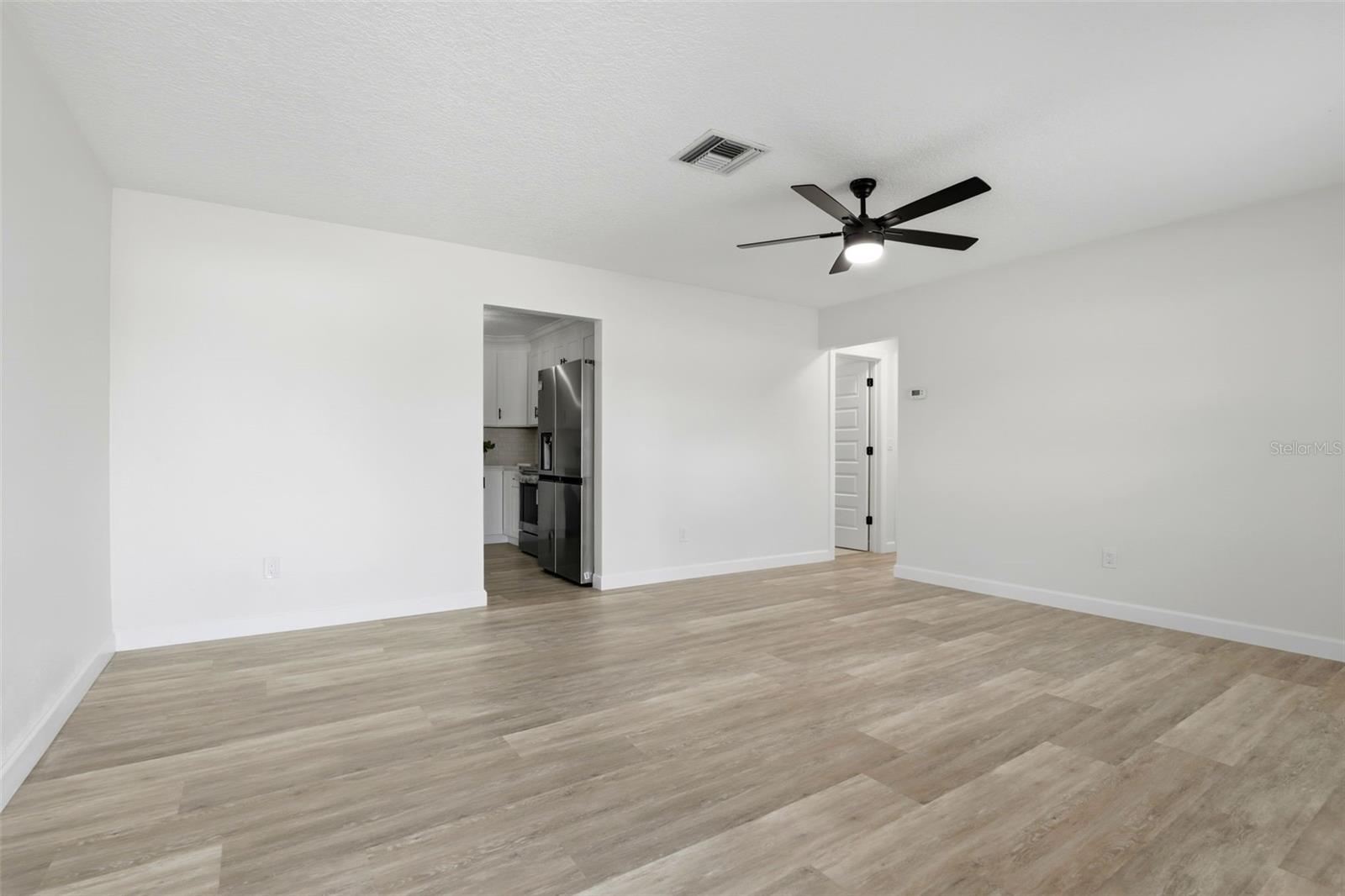 DELTONA LAKES UN 72 - Residential