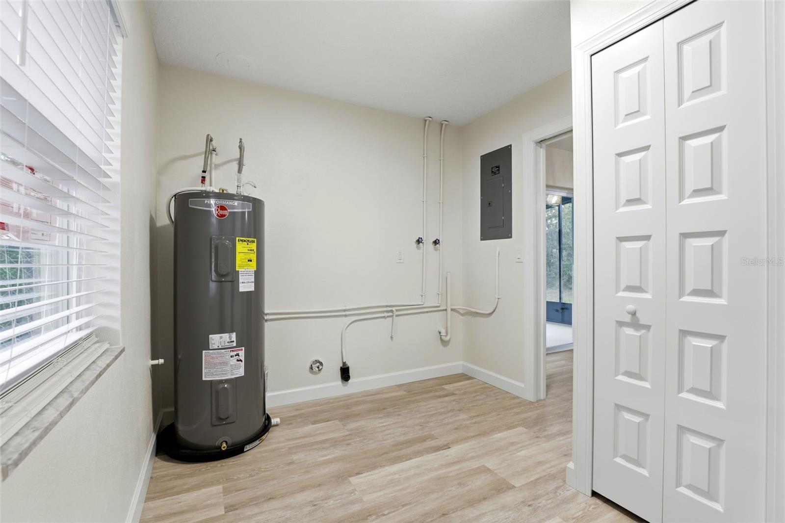 DELTONA LAKES UN 72 - Residential