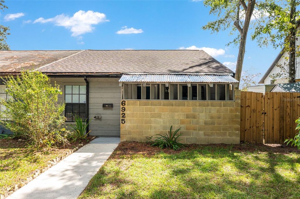 Photo of 6925 SW 46th Avenue, Gainesville, FL 32608 (MLS # GC534515)