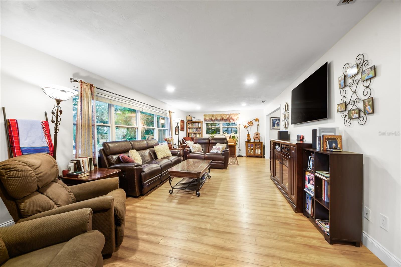 FOREST RIDGE - Residential Lease