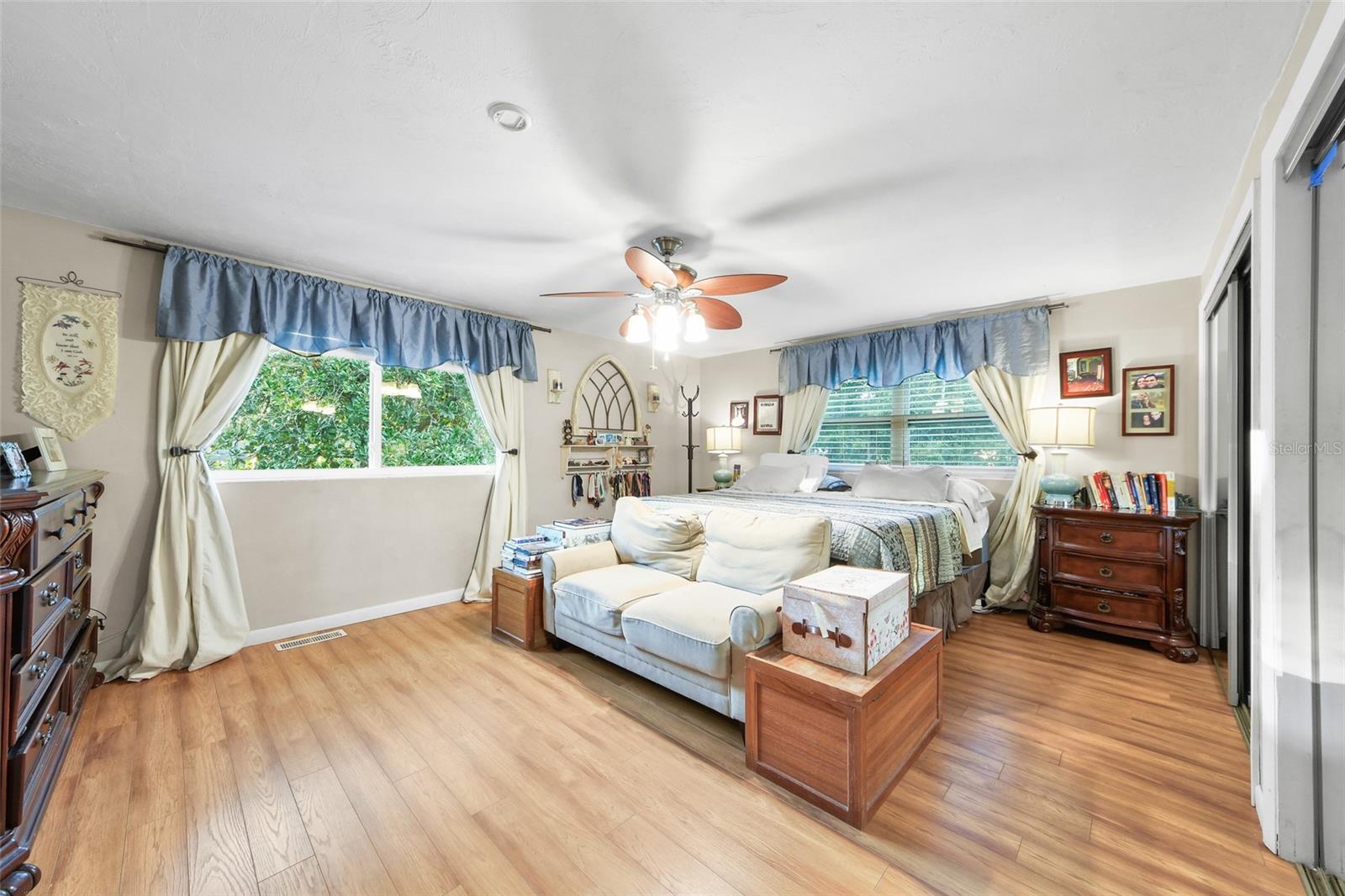 FOREST RIDGE - Residential Lease