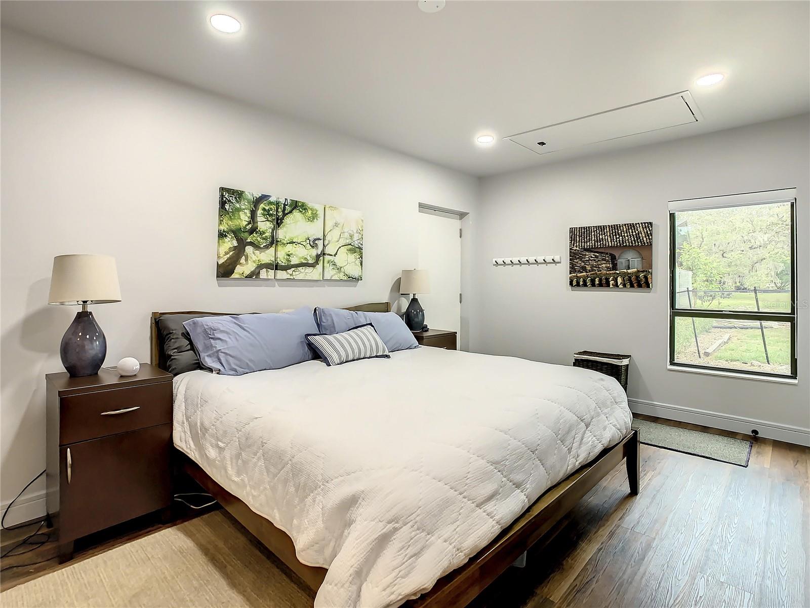 SPANISH TRAILS - Residential Lease