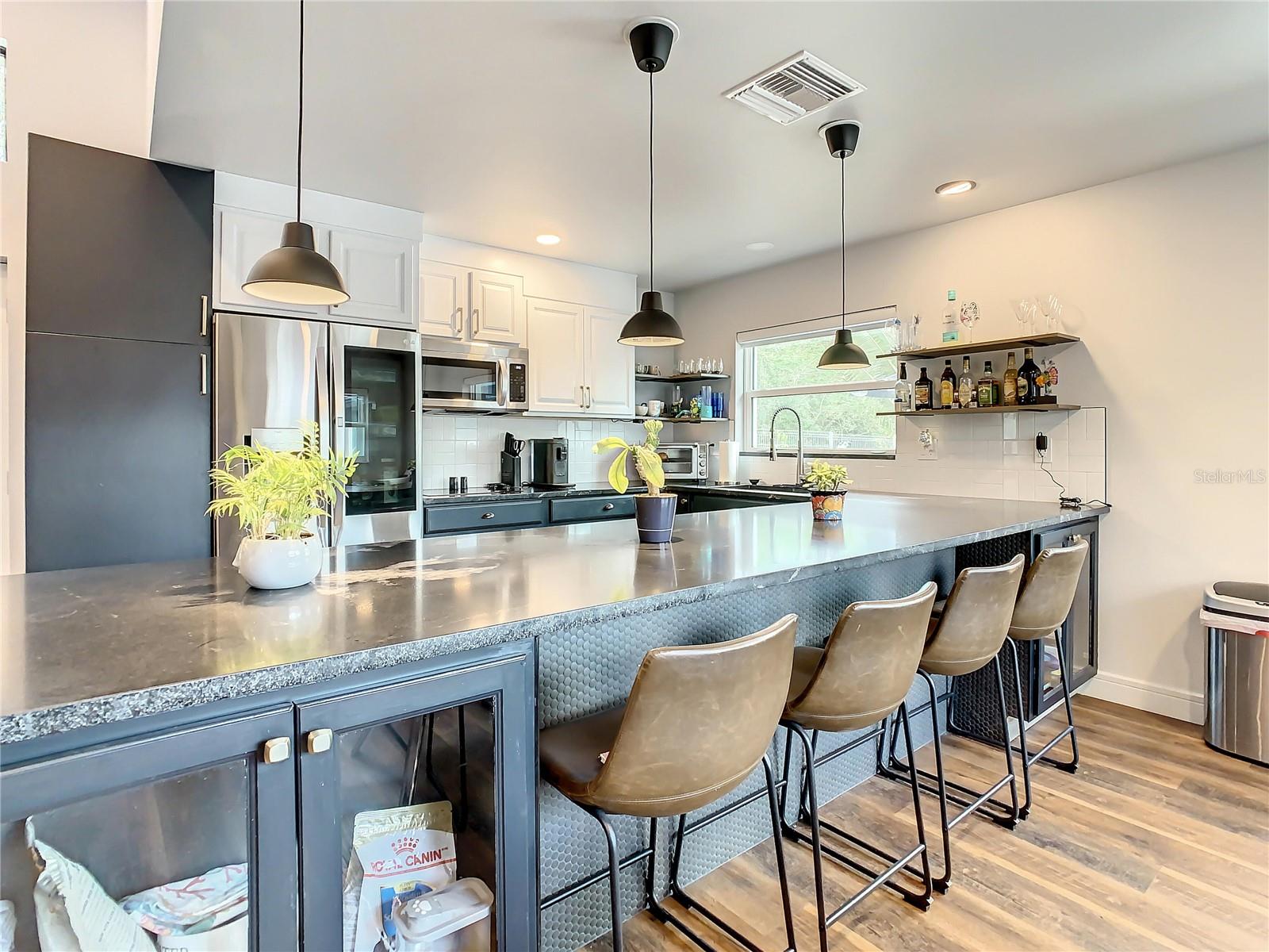 SPANISH TRAILS - Residential Lease