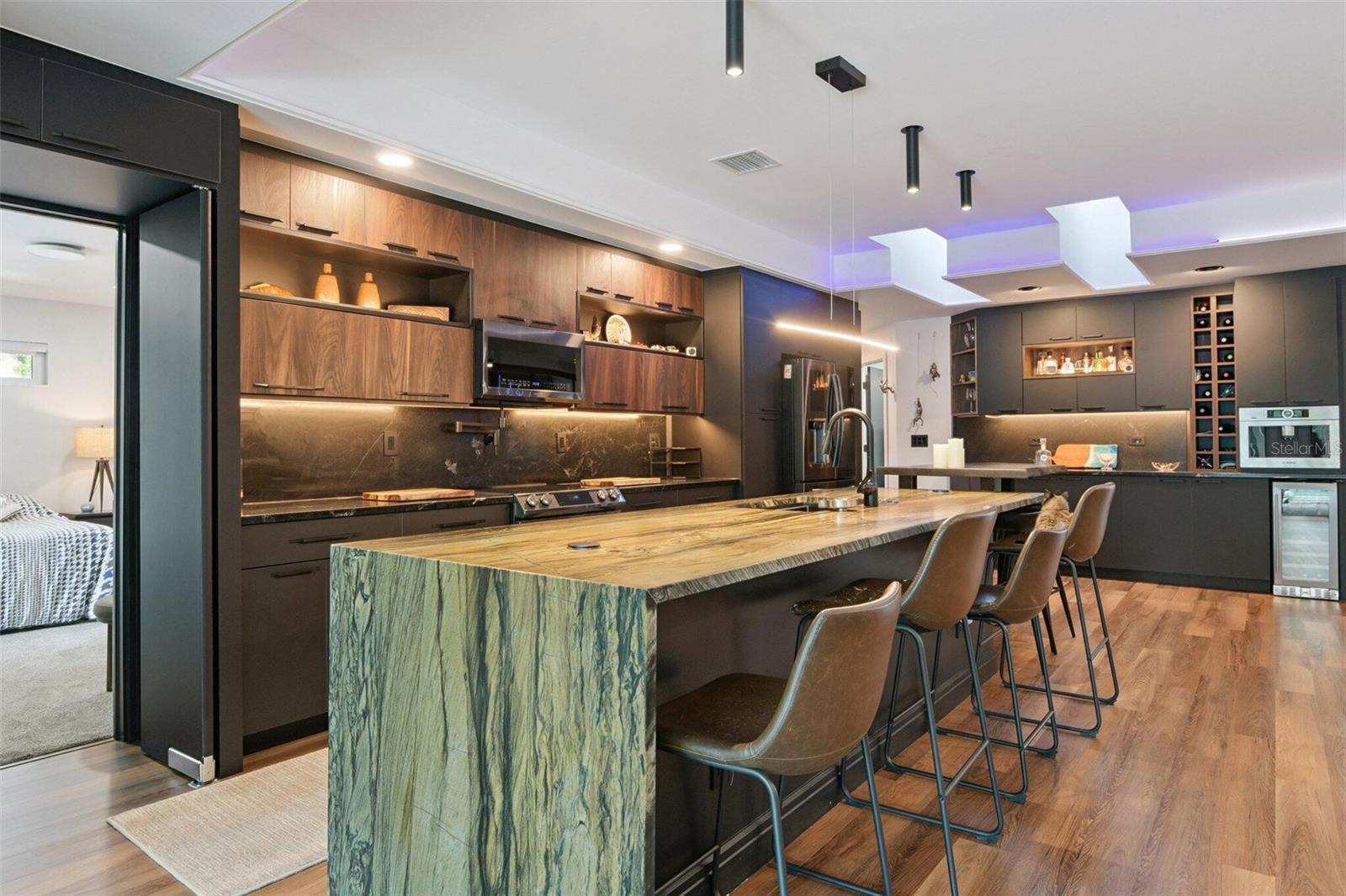 SPANISH TRAILS - Residential Lease