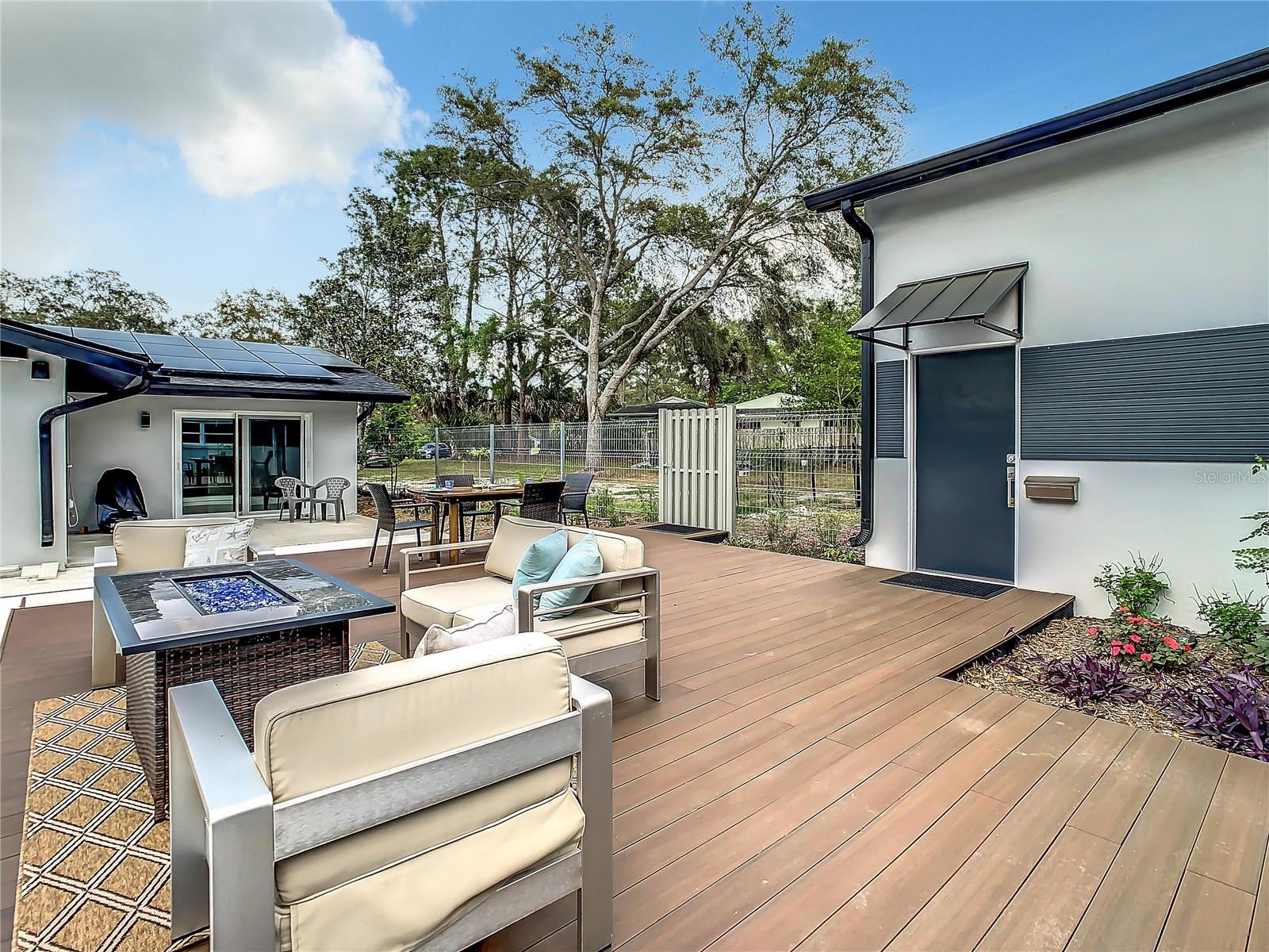 SPANISH TRAILS - Residential Lease