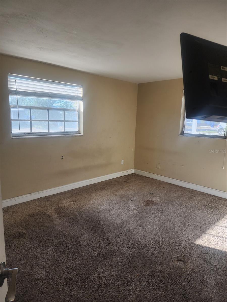 BEACON SQUARE - Residential