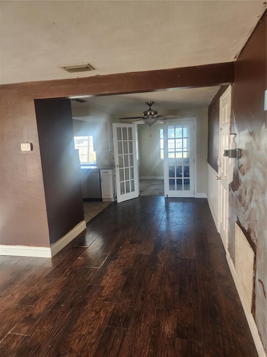 BEACON SQUARE - Residential