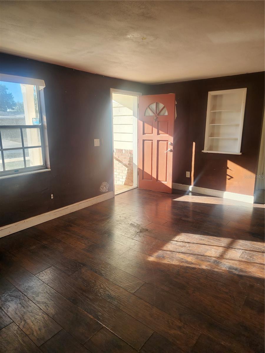 BEACON SQUARE - Residential